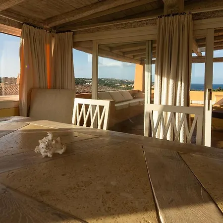 Welcomely - Smeralda Rooftop *