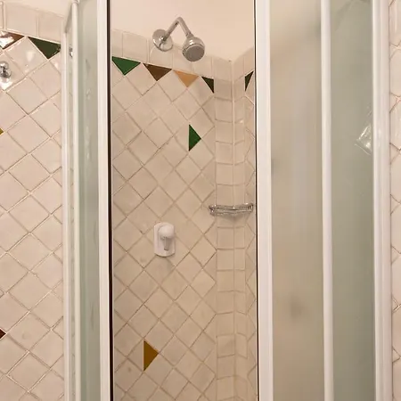 Welcomely - Smeralda Rooftop Apartment